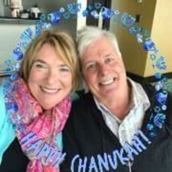 Profile Picture of Heidi Hoffman patterson (@heidi_cohen) on Poshmark
