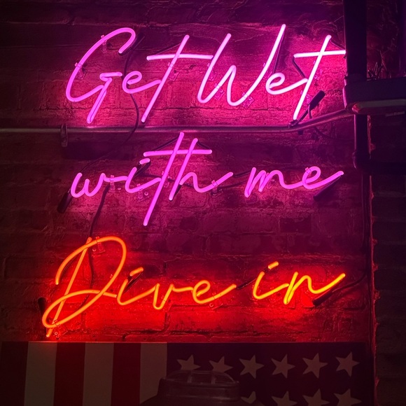 Kyia Kyia - Poshmark Profile Picture of Kyia Kyia (@glitz_glam1) on Poshmark