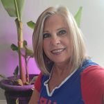 Profile Picture of Tracy Wolfe (@tracy.wolfe) on Instagram