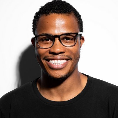 Profile Picture of ⑃\\Peter L. Newton\3D (@PeterLNewton) on Twitter