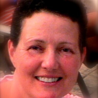 Profile Picture of Julia Ray (@juliaray) on Twitter