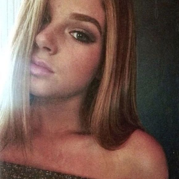 Profile Picture of Gabrielle Ballotta (@gballotta) on Poshmark