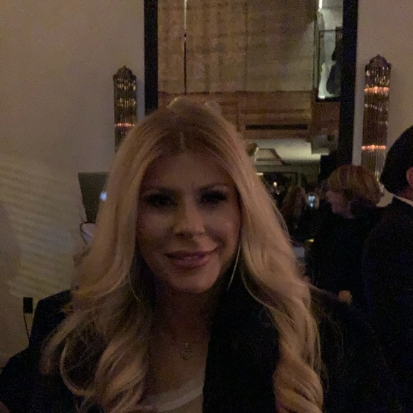 Profile Picture of Paraskevi Psaros (@vivipsaros) on Poshmark