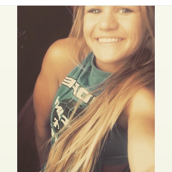 Profile Picture of Jesse Vestering (@jessevestering) on Poshmark