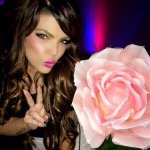 Profile Picture of D E V O N  ♡  H A R D Y (@de_vo) on Instagram