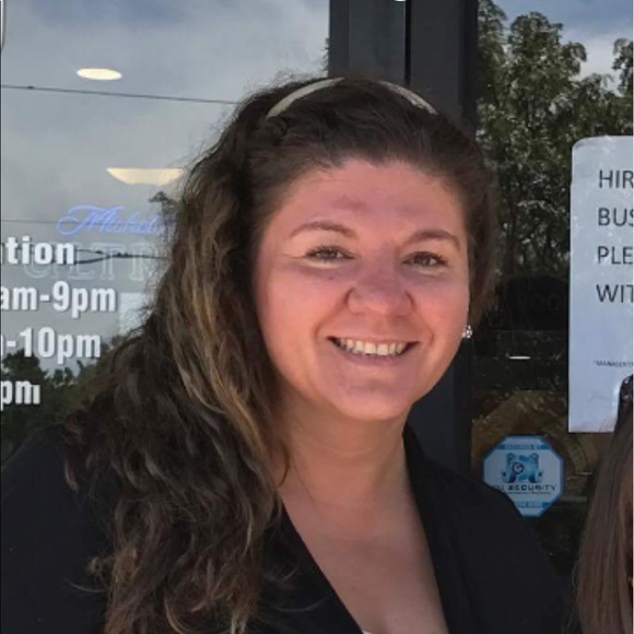 Profile Picture of Tina Coppenbarger (@trc226) on Poshmark