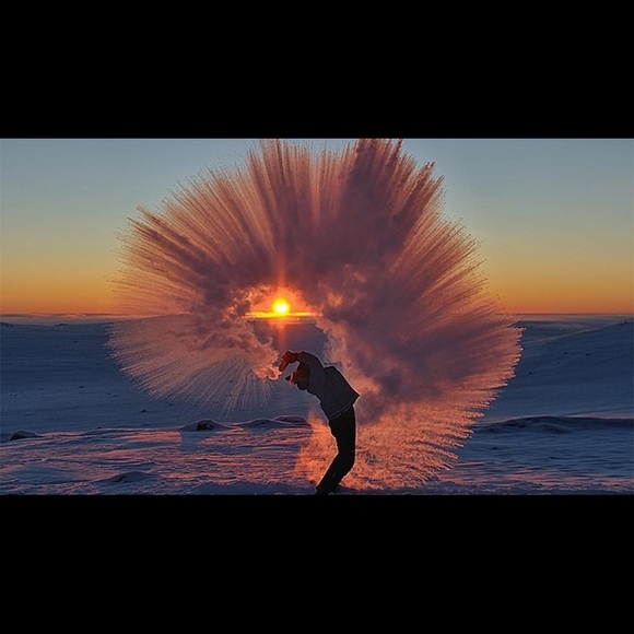 Profile Picture of Tracye Boegner (@dealhunter54) on Poshmark