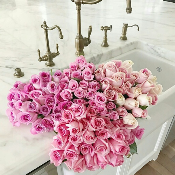 Profile Picture of Marsai Matchett (@pink_savings) on Poshmark