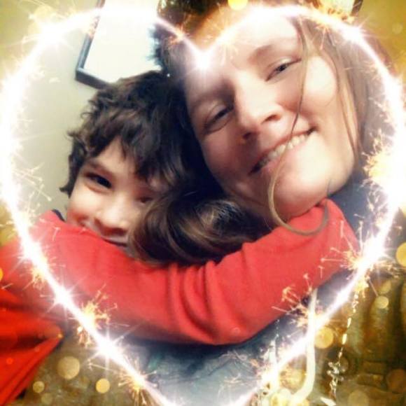 Profile Picture of Victoria Raposo (@bluemichiru) on Poshmark