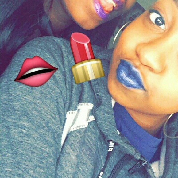 Profile Picture of Tiara Dozier (@tia_rose) on Poshmark