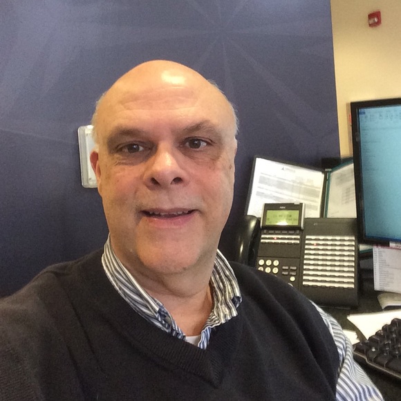 Profile Picture of James Dial (@jamesdial1) on Poshmark