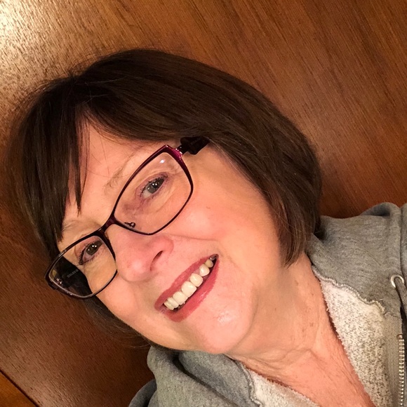 Profile Picture of Paula Couch (@paulac2003) on Poshmark