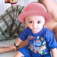 Profile Picture of A Komar (@AKomar18) on Twitter