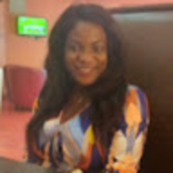 Profile Picture of Helen Harrison (@isiborhelen59) on Poshmark