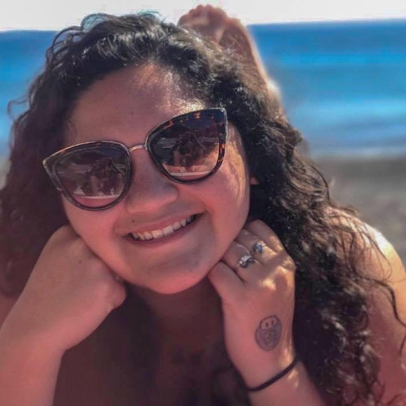 Profile Picture of Kelsey Maciag (@kmariemay) on Poshmark