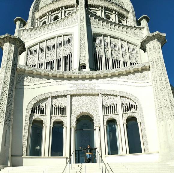 Profile Picture of Nali Alfonso (@nalimary) on Poshmark