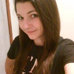 Profile Picture of Alyssa Clay (@AlyssaClay21) on Twitter