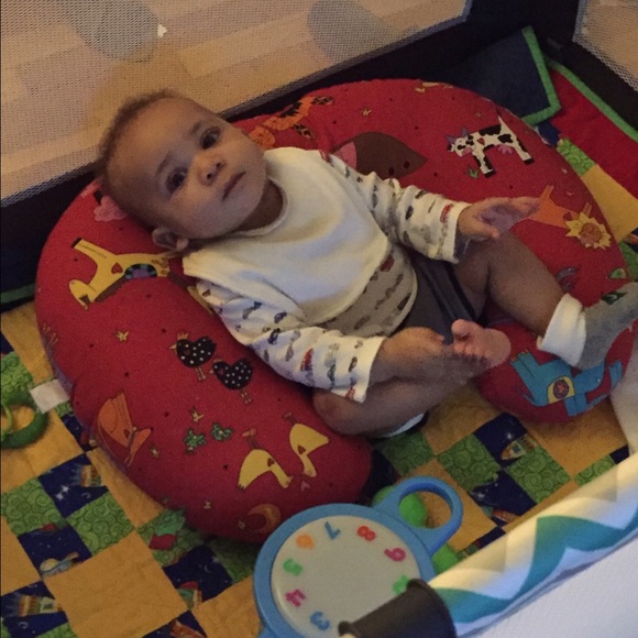 Profile Picture of Lon Davis (@zoneout8) on Poshmark