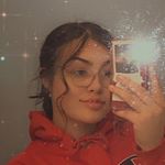 Profile Picture of Liana Poueu Garcia 🦋 (@lianapoueu) on Instagram