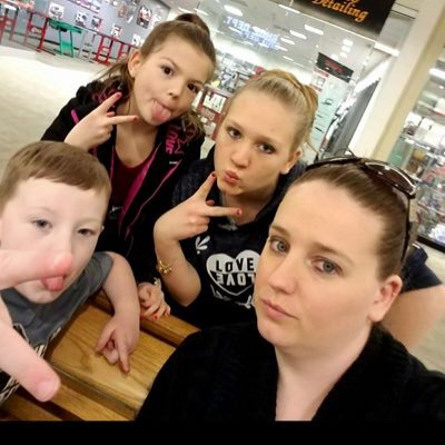 Profile Picture of Ashley MacGregor (@AshleyMacGrego7) on Twitter