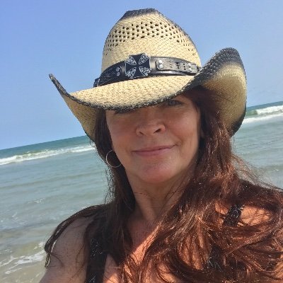 Profile Picture of Alice McLeod (@AliceMc56770486) on Twitter