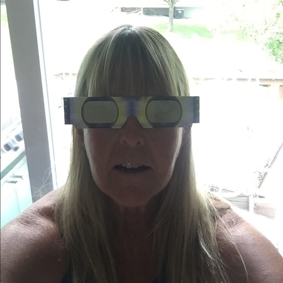 Profile Picture of Sue Eckley (@hsrkday) on Poshmark