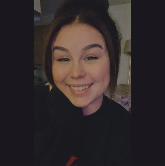 Profile Picture of Emily Krein (@emilykrein) on Poshmark