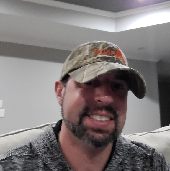 Profile Picture of Shawn Prothro (@shawnnt99) on Poshmark