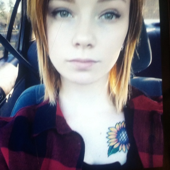 Profile Picture of Alex Willis (@knogood1) on Poshmark