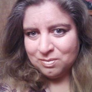 Profile Picture of Suzi Steele (@lilgirl71) on Facebook
