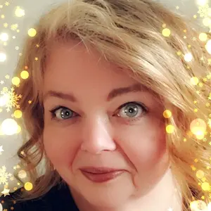 Profile Picture of NotPrettyForAFatWoman (@@colleenmacisaac) on Tiktok