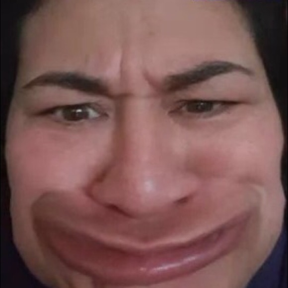 Profile Picture of Ojay Feesago (@ojayf) on Poshmark