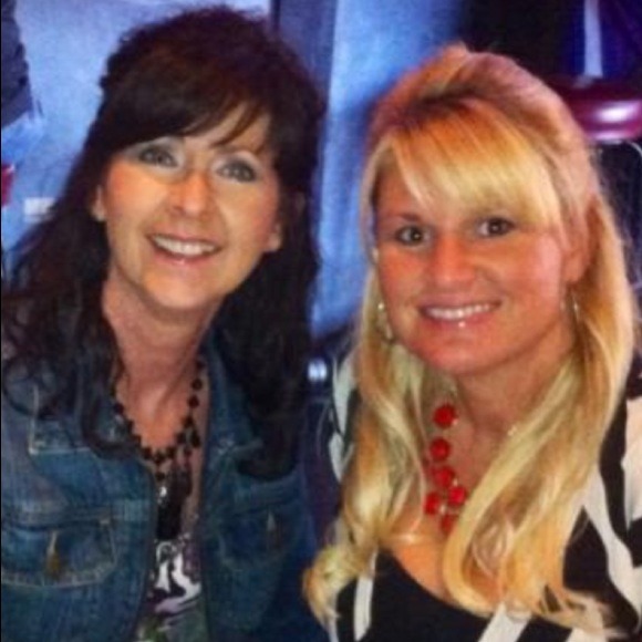 Profile Picture of Aaron Wojtkowski (@aaronwojo3) on Poshmark