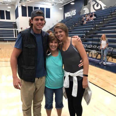 Renee Madden - Twitter Profile Picture of Renee Madden (@@madden_renee) on Twitter