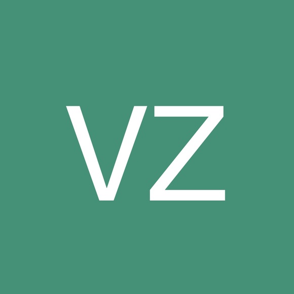 Profile Picture of Vivian Zhao (@vivianzhao01) on Poshmark