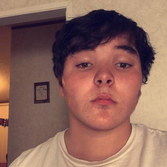 Profile Picture of Blake Allen (@allenb89) on Poshmark