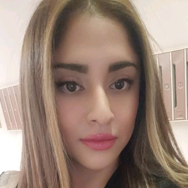 Profile Picture of A L L I S O N 🧿 (@allisonlissett) on Tiktok