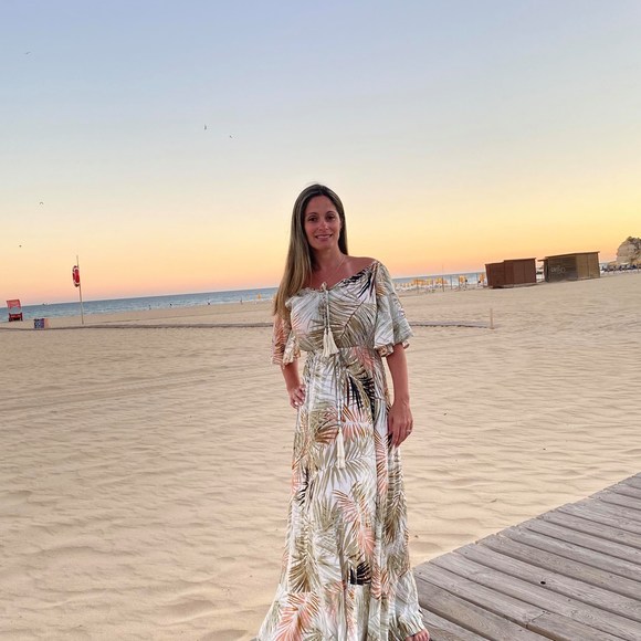 Profile Picture of Carina Lisboa (@clisboa8) on Poshmark