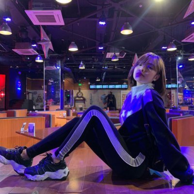 Profile Picture of Stephanie Trinidad (@StephTrinidad19) on Twitter