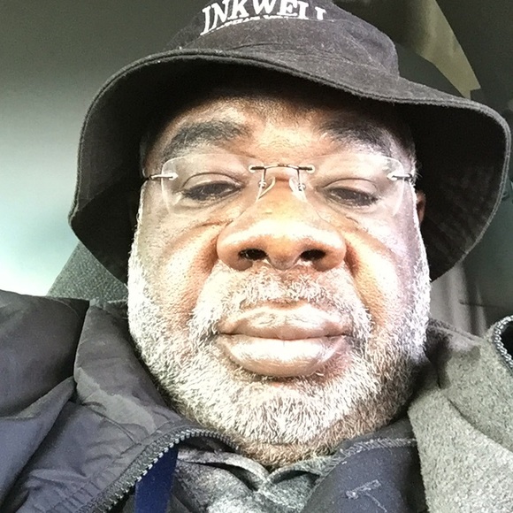 Profile Picture of Kevin Flegler (@kevenfl) on Poshmark