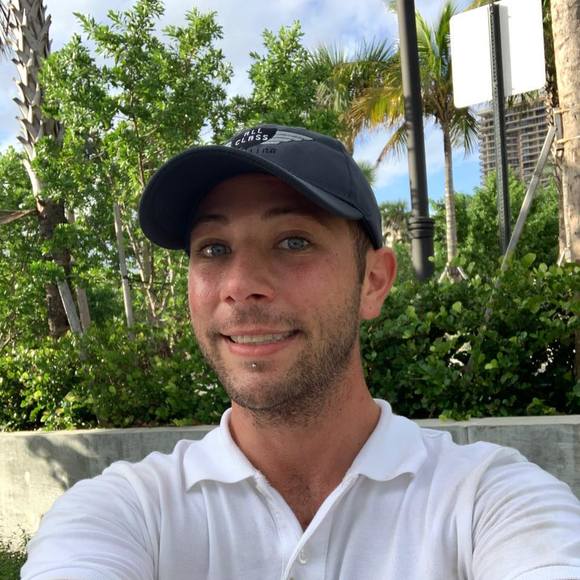 Profile Picture of Anthony Minnucci (@countryprep8820) on Poshmark