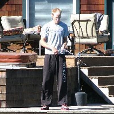 Profile Picture of Josh Doornenbal (@jdoorny) on Twitter