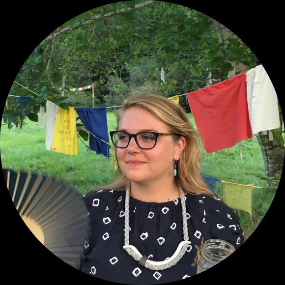 Profile Picture of Anna Lofstrand (@seatownbanana) on Poshmark