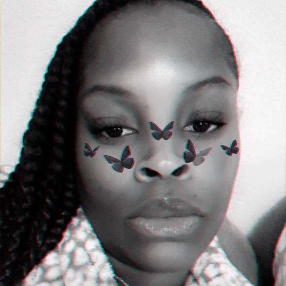 Profile Picture of Jessica Sprowl (@jayming) on Poshmark