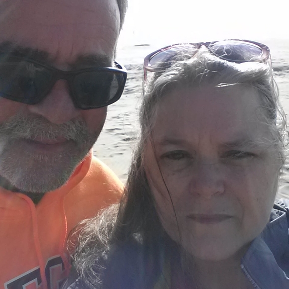 Profile Picture of Cindy Cromwell (@cindycromwell) on Poshmark
