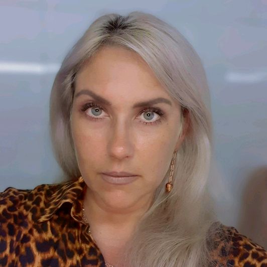 Profile Picture of juliaheidt1605 (@juliahei156) on Tiktok