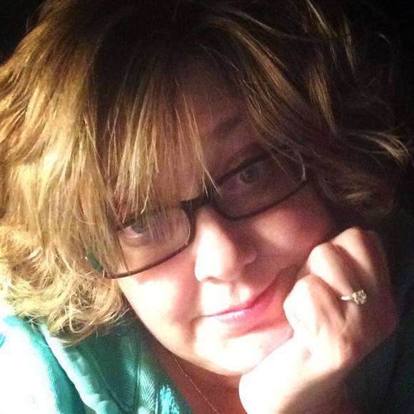 Profile Picture of Tracy Mcconnell simonson (@tracyaaa) on Poshmark