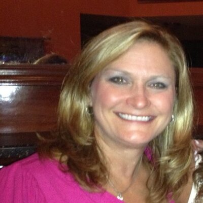 Profile Picture of Michelle Yanok (@MYanok) on Twitter