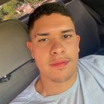 Profile Picture of •Rian Néviton (@_n.riann) on Instagram