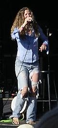 Profile Picture of Sophie B. Hawkins - Wikipediaon Wikipedia